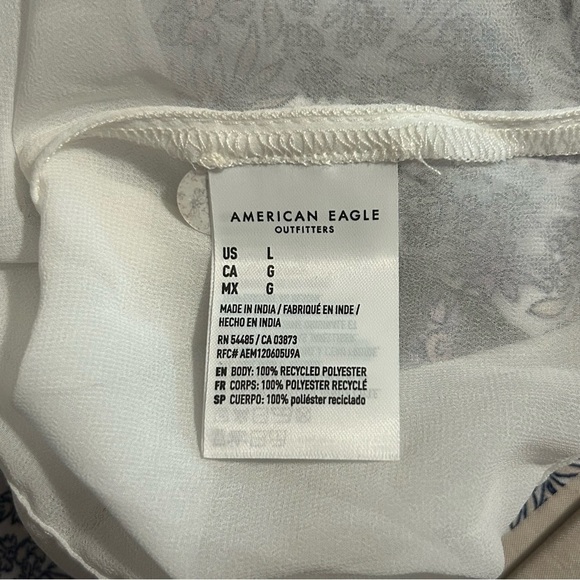 American Eagle Womens Size L Off The Shoulder Cropped Floral Button Front Blouse - Picture 7 of 10